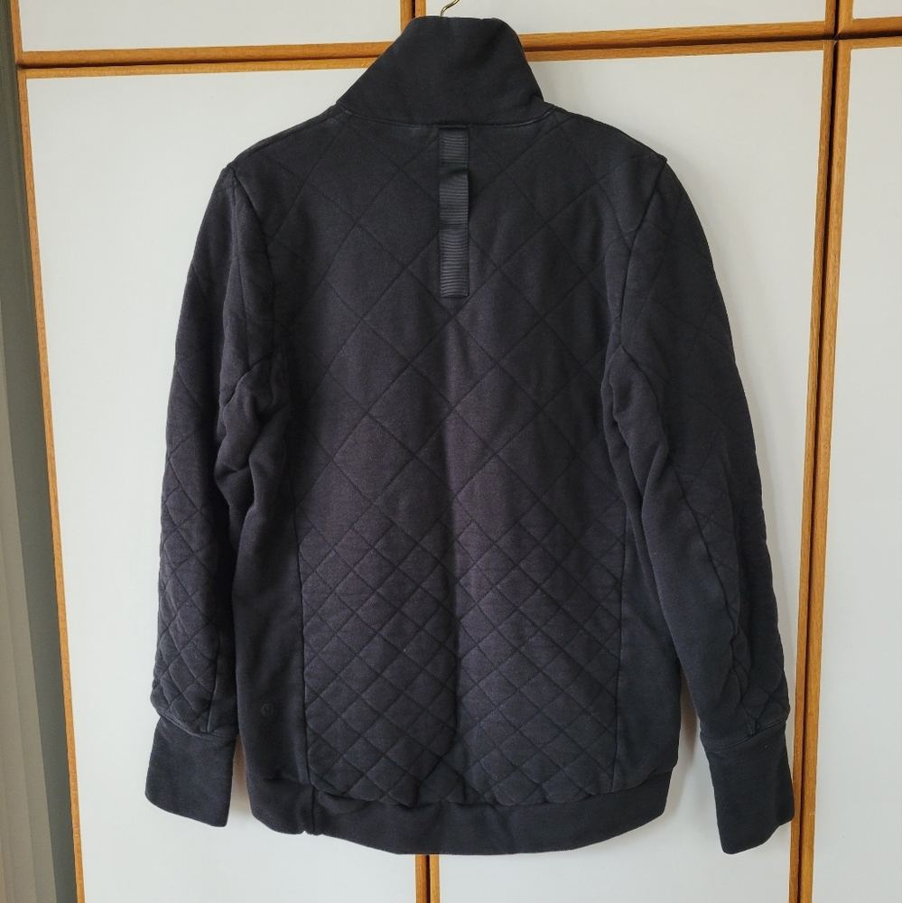 Lululemon Insulated Lined Zip Bomber 4 Pullover Quilted Black - Picture 5 of 11